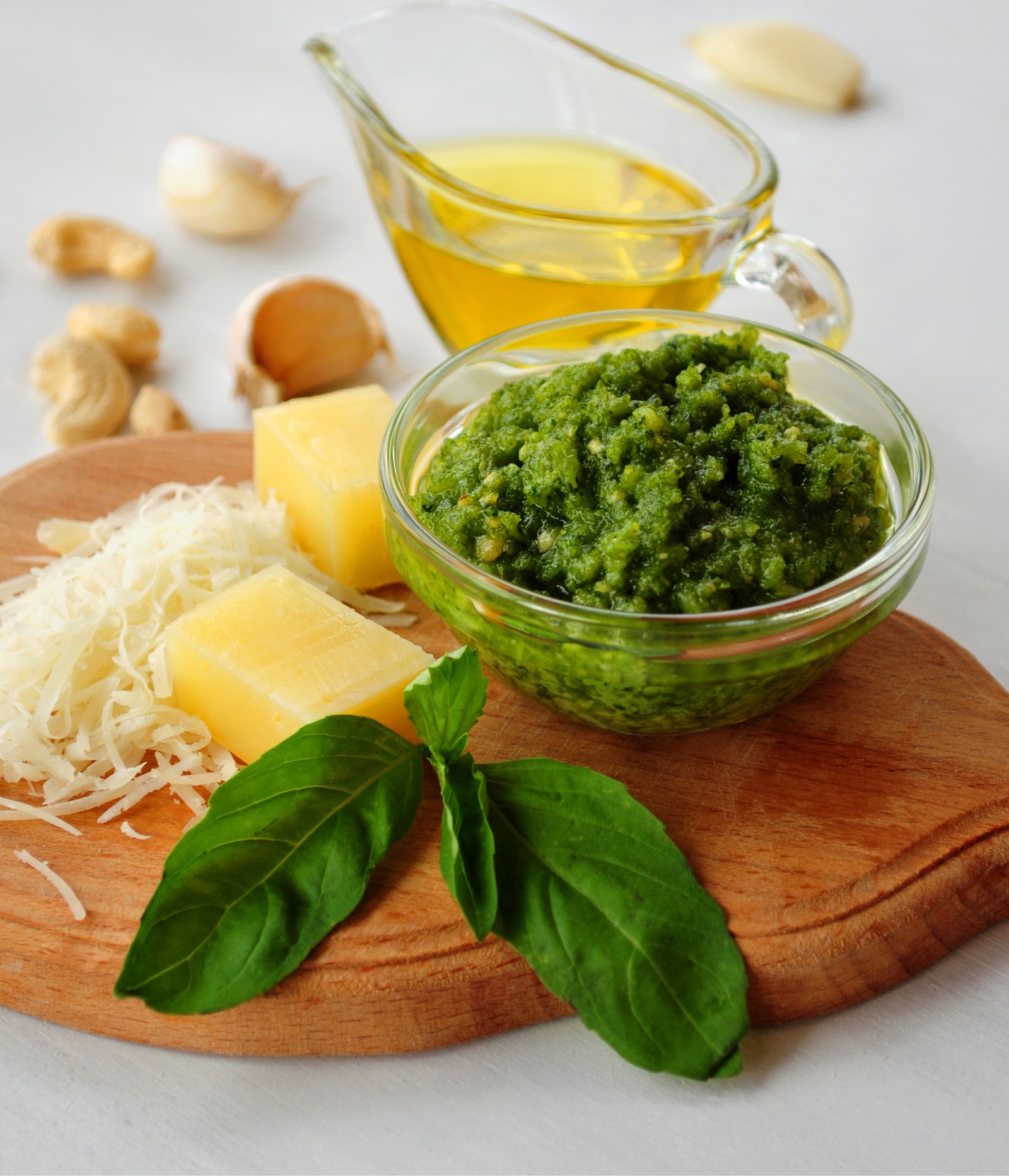 Pesto Genovese: Italienisches Basilikum-Pesto - adorano