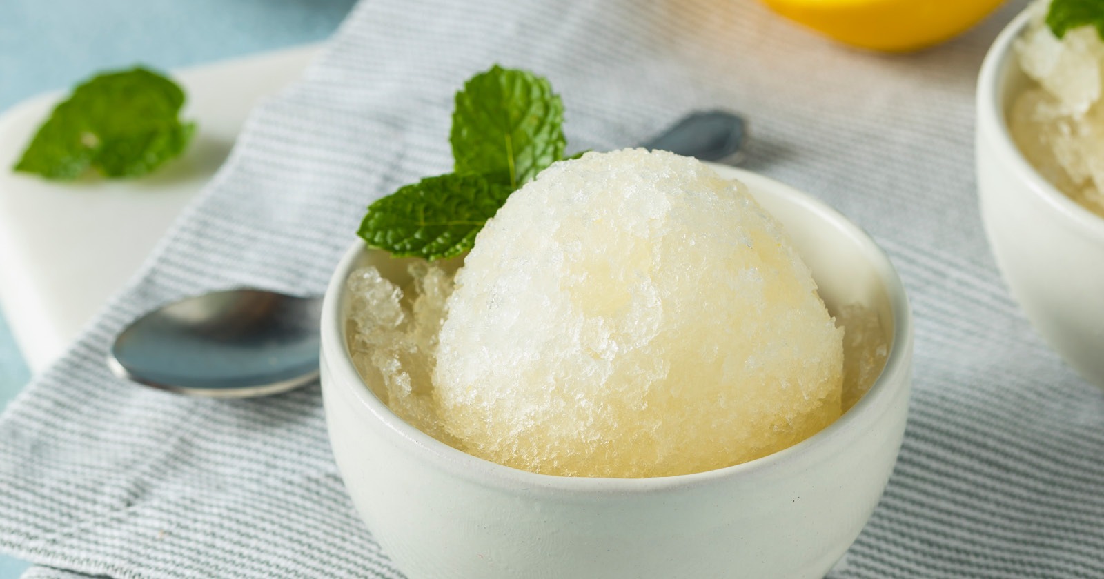 Sorbetto al Limone: Zitronensorbet-Rezept für den Sommer - adorano